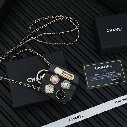 Eye shadow box, also known as mini dinner bag, a popular eye shadow messenger bag