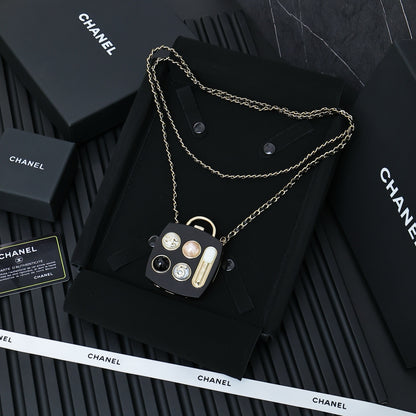 Eye shadow box, also known as mini dinner bag, a popular eye shadow messenger bag
