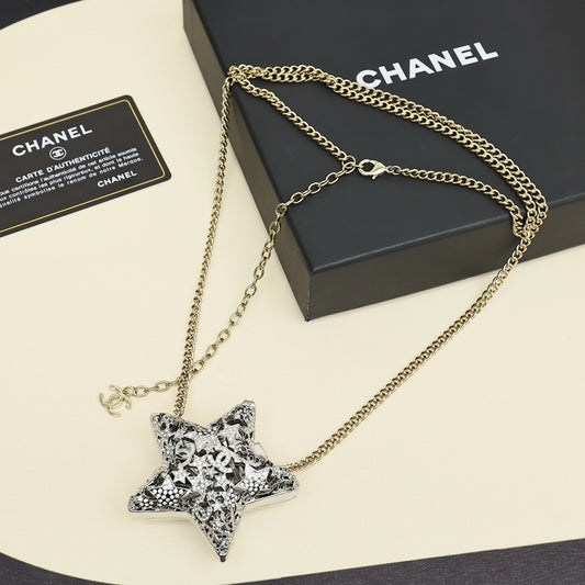 Heavy industry five pointed star long necklace, can be worn diagonally