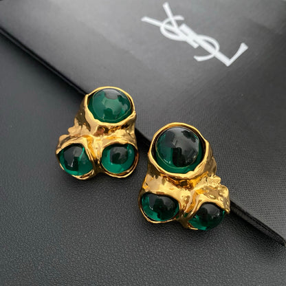 Retro geometric irregular design resin ear clip