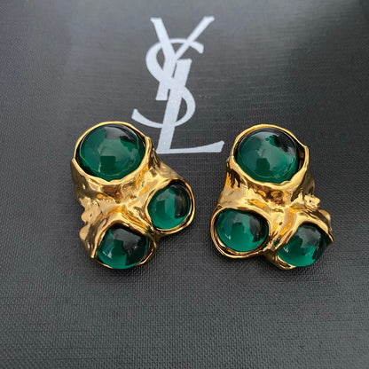 Retro geometric irregular design resin ear clip