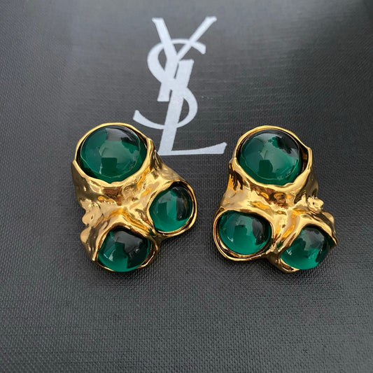 Retro geometric irregular design resin ear clip