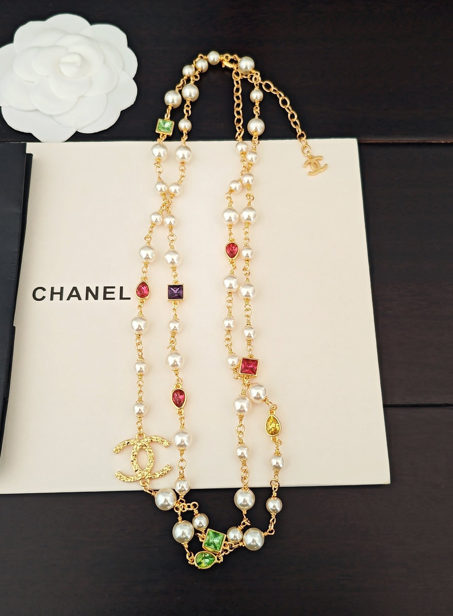 Latest model 🆕🆕 Golden Diamond Pearl Sweater Chain