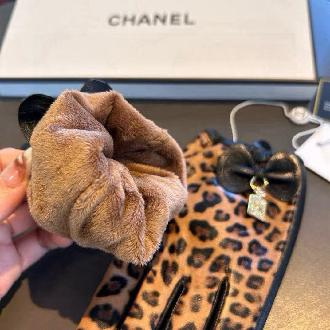 2025 new touch screen gloves for women, high-end sheepskin gloves