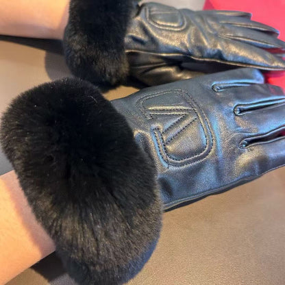 2025 New Long Style Lazy Rabbit Hair Touchscreen Women's Gloves