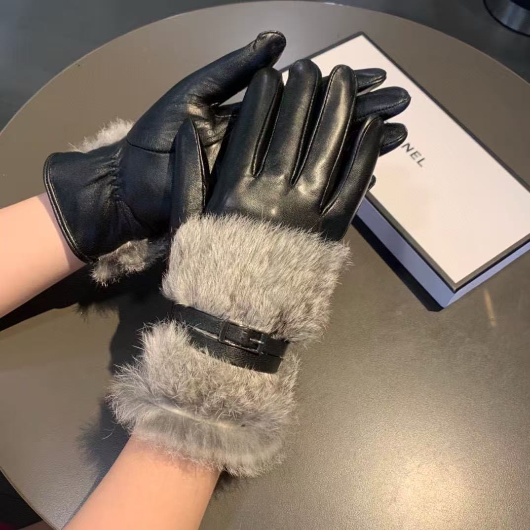 2025 👏 Winter new lazy rabbit fur sheepskin gloves 👍