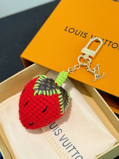 Wrap woven strawberries 🍓 Pendant ornaments