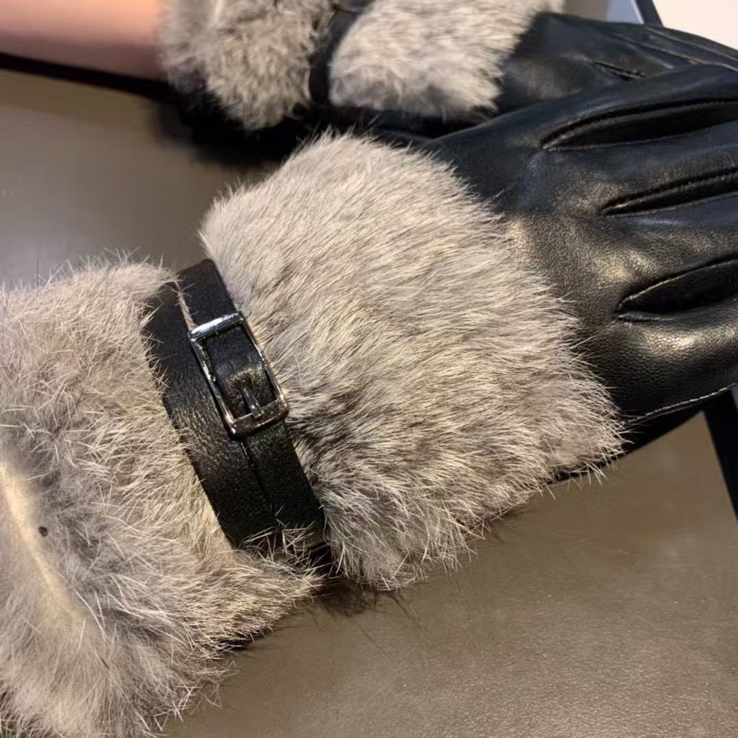 2025 👏 Winter new lazy rabbit fur sheepskin gloves 👍