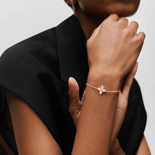 Star Blossom Necklace and Bracelet