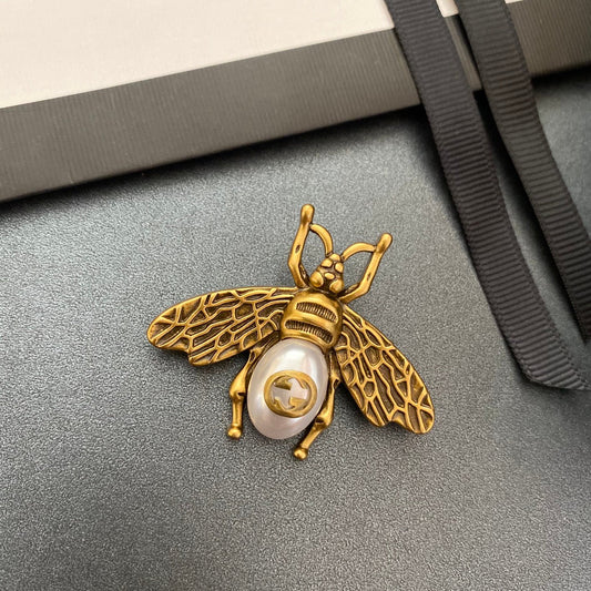 Vintage Bee Series Brooch