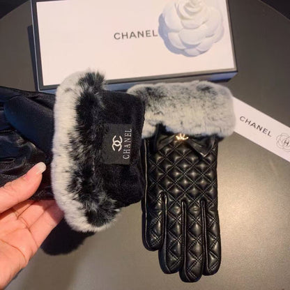 Winter Lazy Rabbit Hair Sheepskin Gloves in 2025