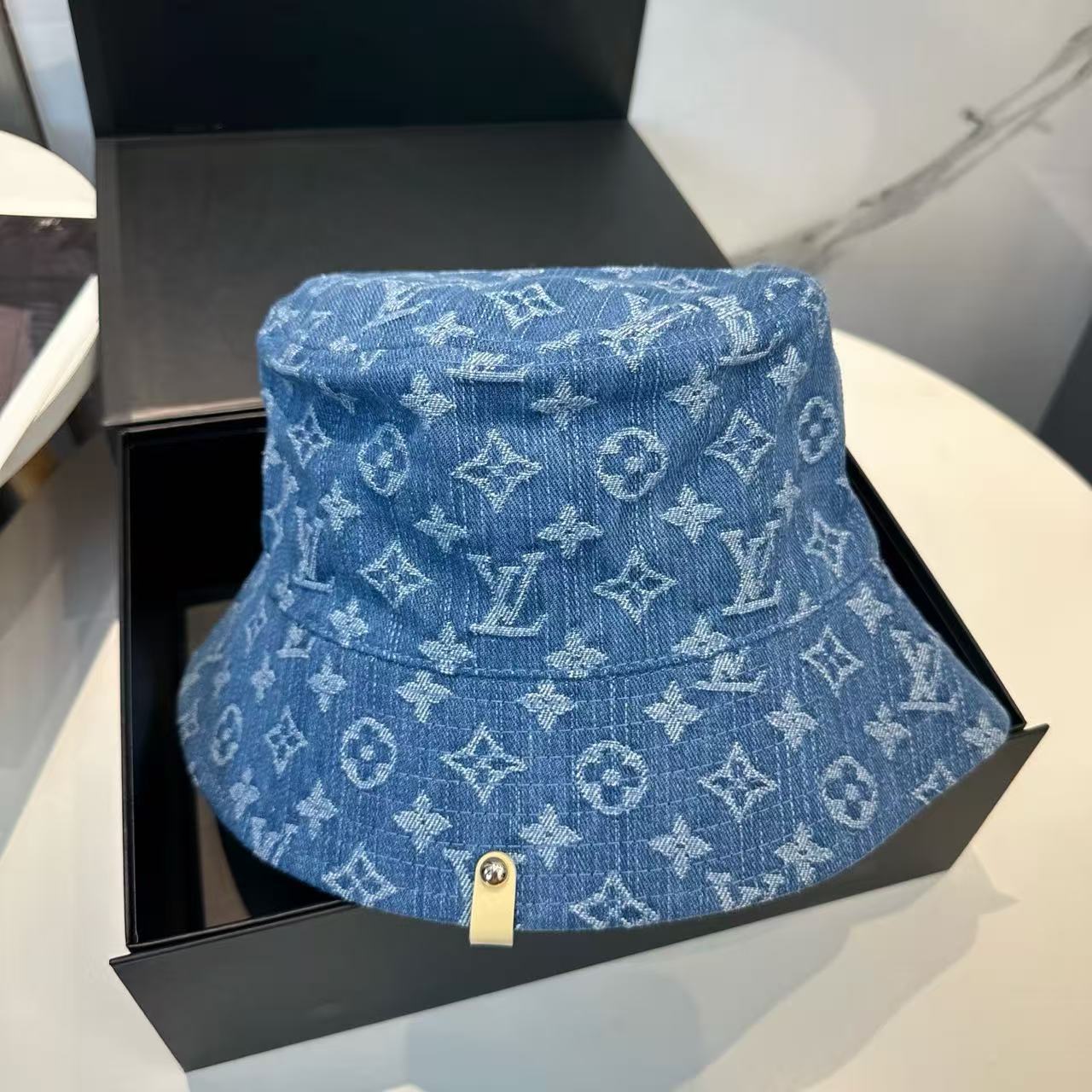 New denim fisherman hat