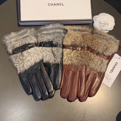 2025 👏 Winter new lazy rabbit fur sheepskin gloves 👍