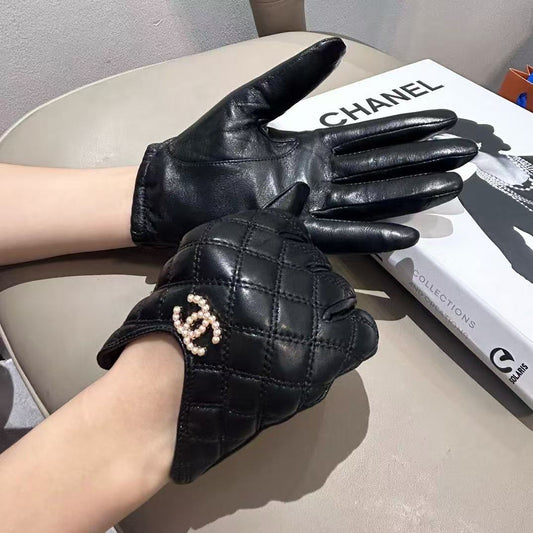 New touch screen gloves for 2025