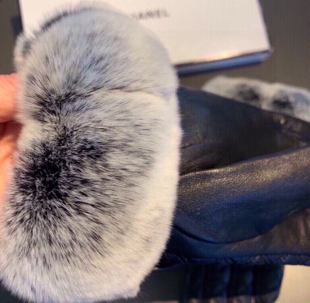Winter Lazy Rabbit Hair Sheepskin Gloves in 2025