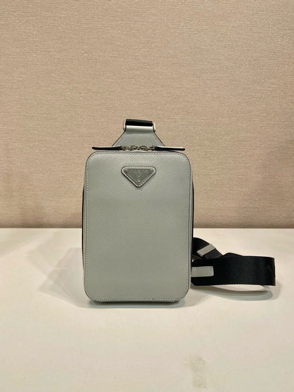 New cross pattern chest bag