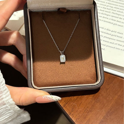 3-Carat Moissanite Necklace 925 Sterling Silver Pendant Fashion Accessories