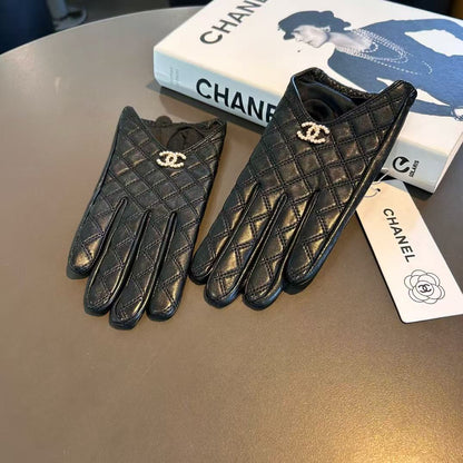 New touch screen gloves for 2025