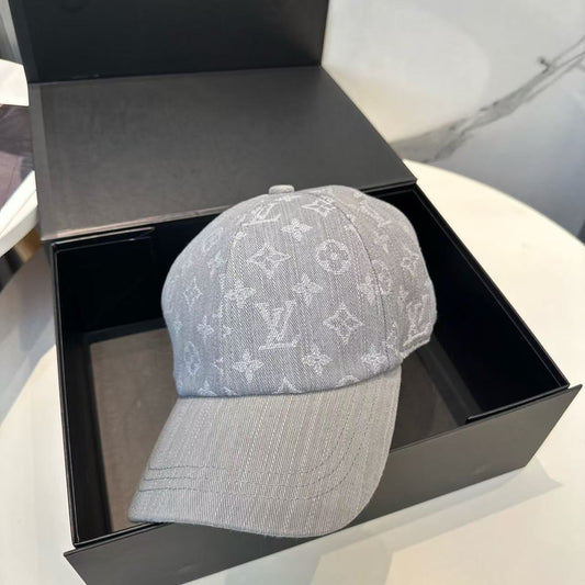 New denim baseball cap 🧢