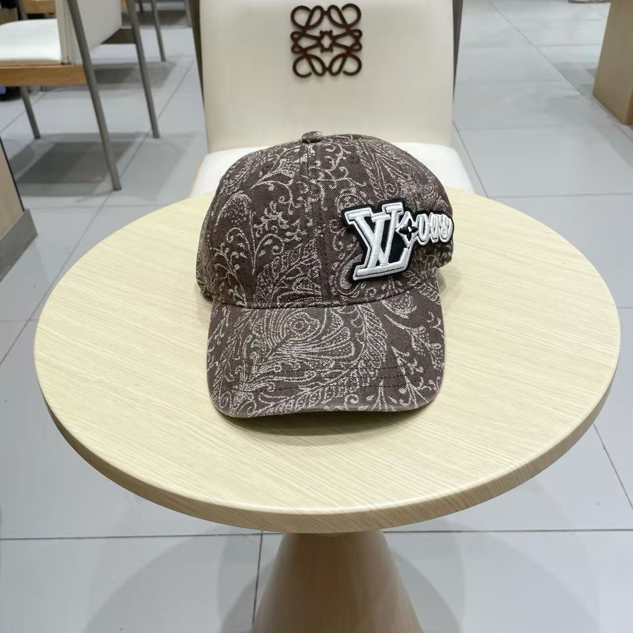 Baseball cap with dark print denim