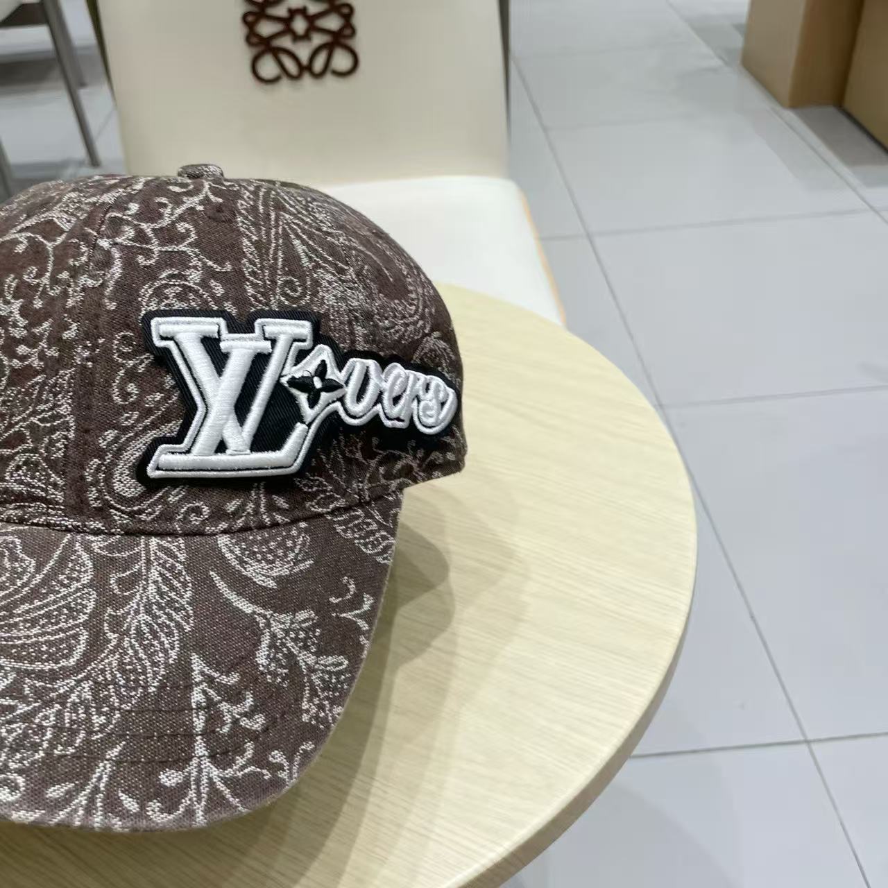 Baseball cap with dark print denim