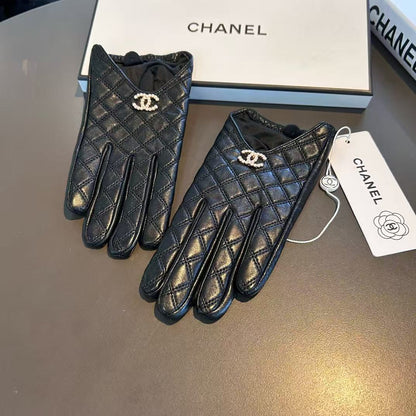 New touch screen gloves for 2025