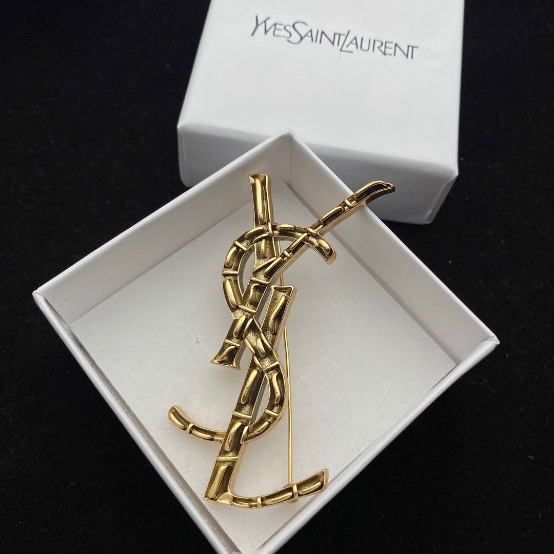 Vintage Bamboo Design Brooch