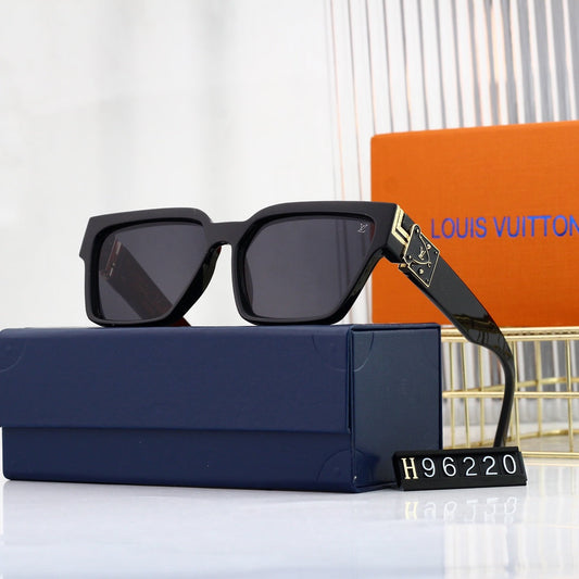 Classic Fashion Square Sunglasses 96220