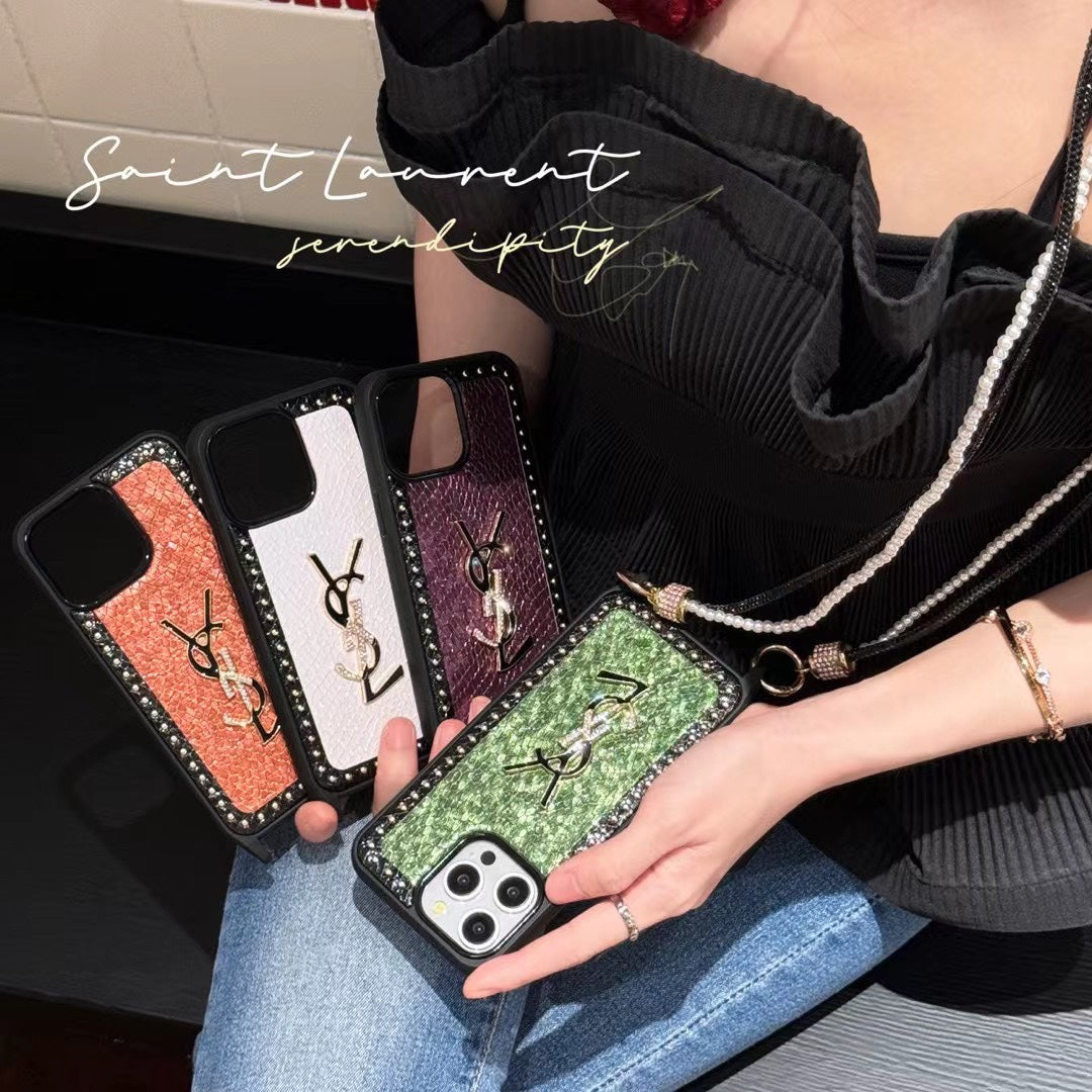 Luxury Snake Pattern Rivet Pearl Crossbody Chain Case